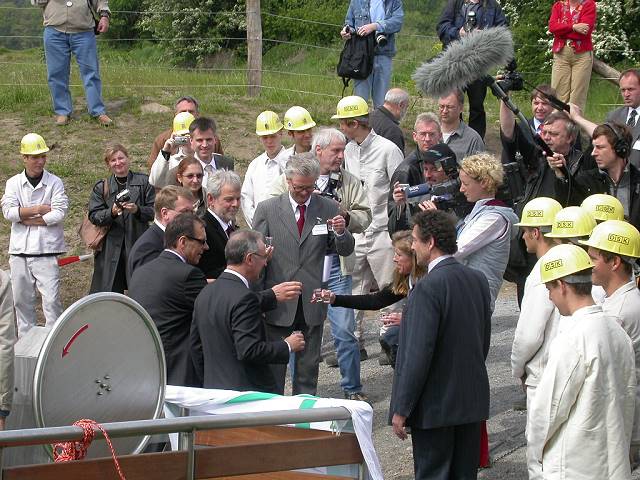 A drink after that the ferry was baptized !