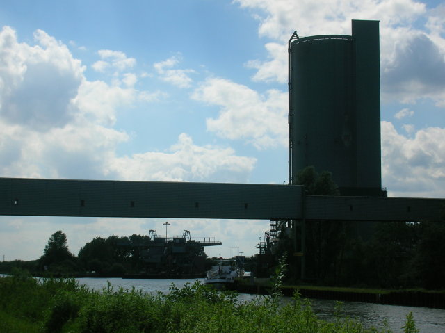 The conveyor to Monopol colliery !