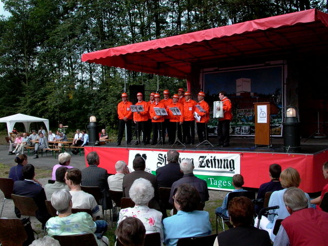 The choir of the underground fire brigade !