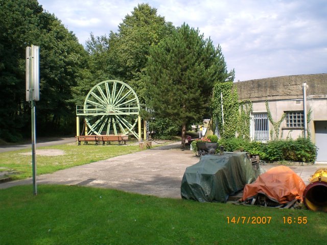 A winding tower's wheel in the mining museum !