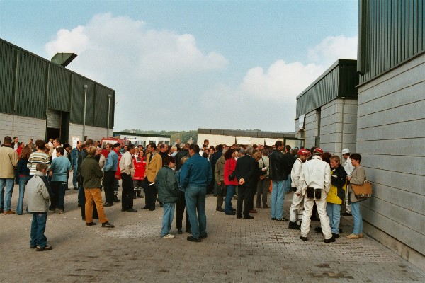 There was still a long queue in the late afternoon !