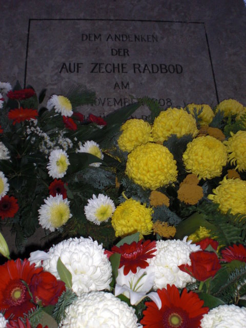 The wreaths at the memorial site !