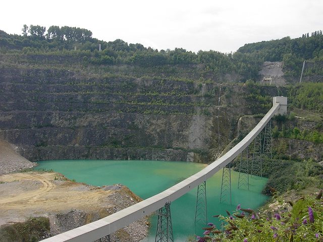 A beautiful green lake !